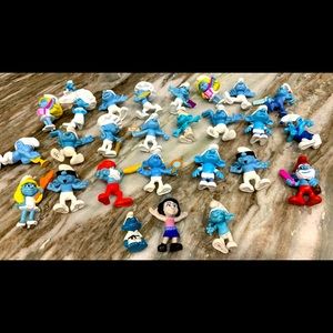 Smurf figures